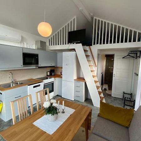 Eget Hus Med Badtunna I Skaergardsmiljoe Villa Kristinehamn Exteriör bild