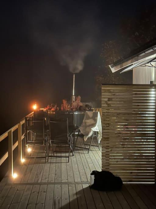 Eget Hus Med Badtunna I Skaergardsmiljoe Villa Kristinehamn Exteriör bild